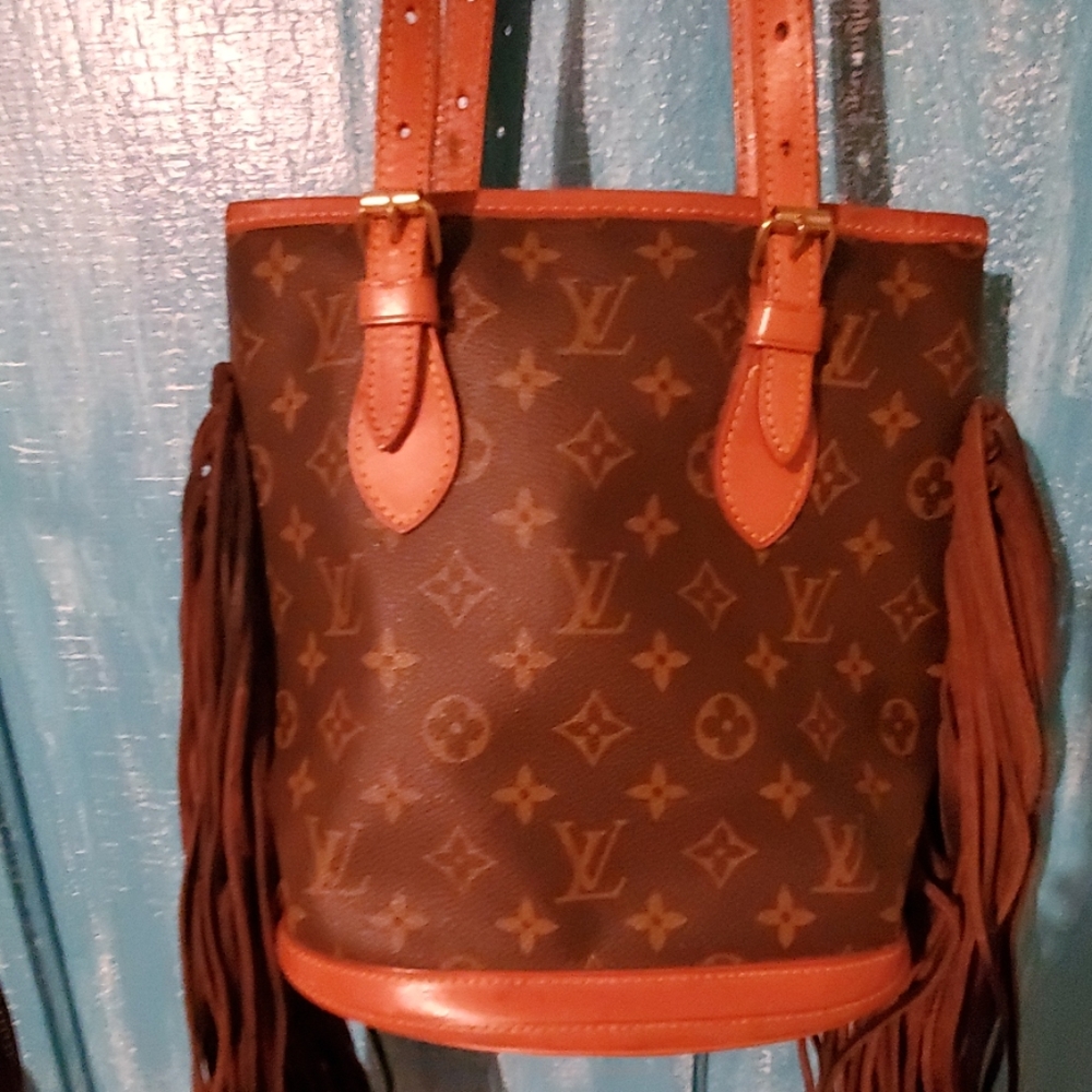 LV boho purse